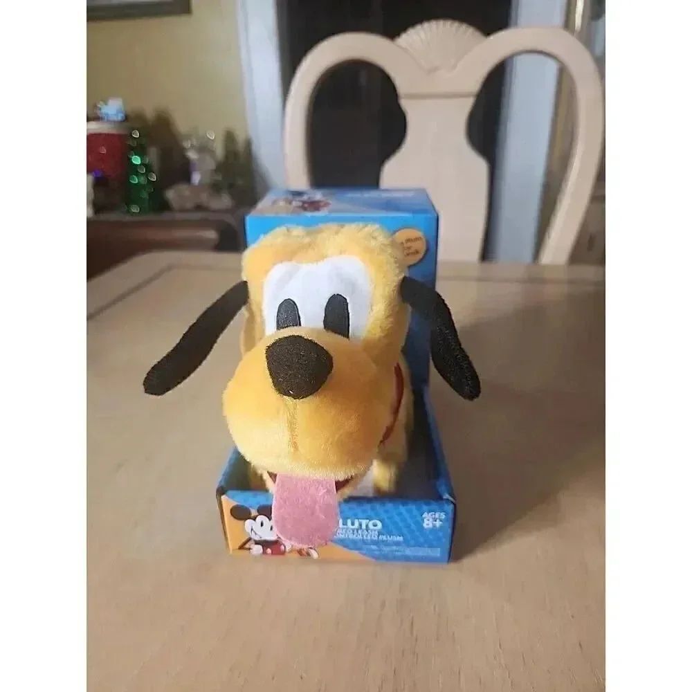 Disney Pluto wired  Leash Controlled Plush
